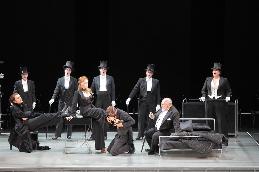 «Манон Леско» в Баварской Опере